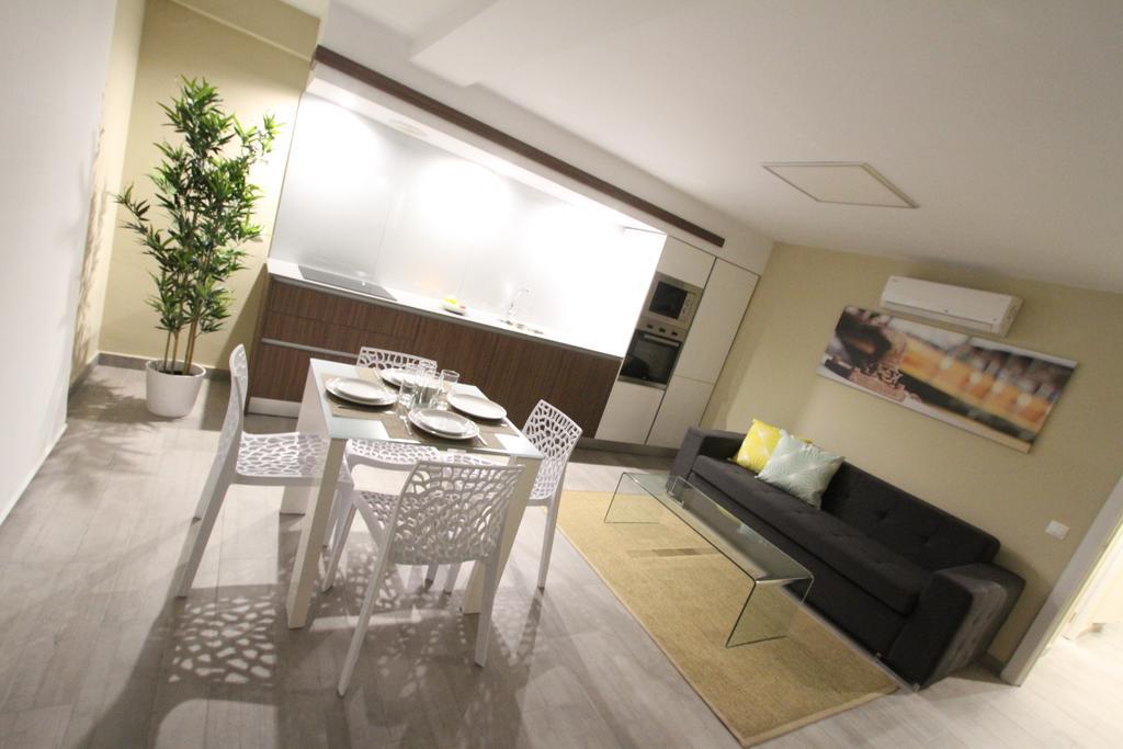 Apartamentos Cambrils Playa Spa Rum bild